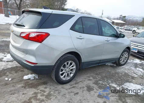 2018 Chevrolet Equinox Ls z USA, uszkodzony, nr VIN 3GNAXREVXJL103009